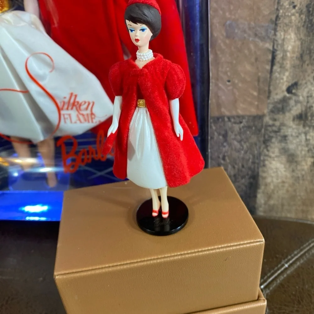 1997 Silken Flame Barbie‎ 1962 Fashion Reproduction Collector Ed Vtg & Ornament